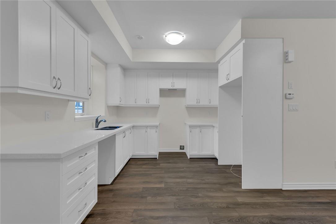 305 Garner Road W|Unit #37