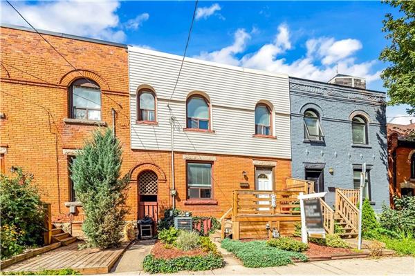 80 WALNUT Street S, Hamilton