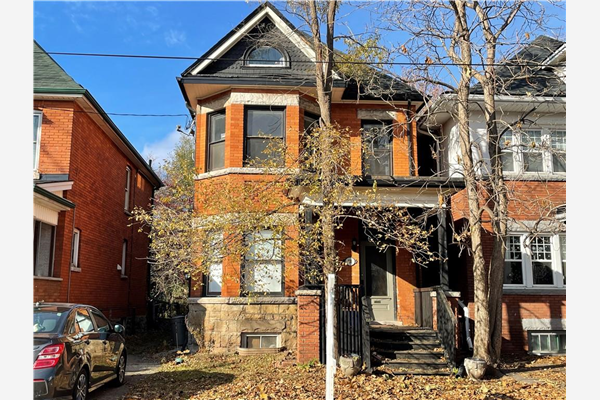 50 Holton Avenue S, Hamilton