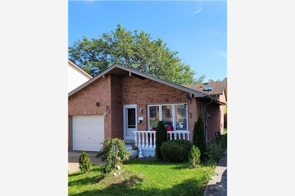 5 TWINOAKS Crescent, Stoney Creek