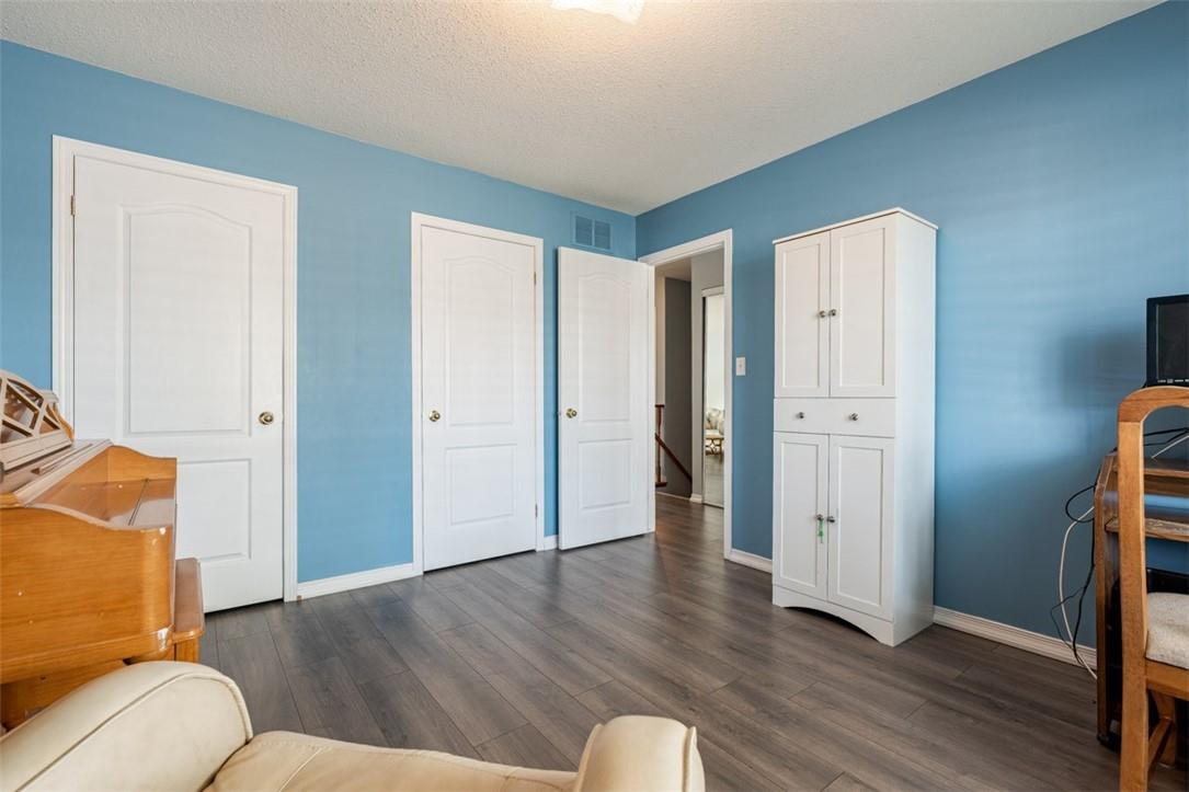 24 Kenyon Crescent|Unit #10