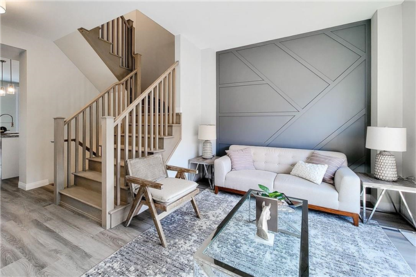 270 MELVIN Avenue|Unit #9, Hamilton