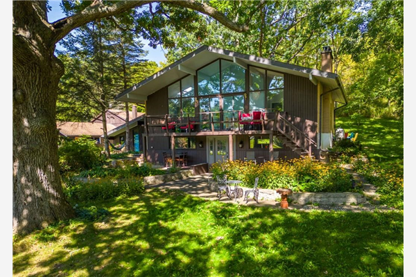 201 Oakhill Drive, Brantford