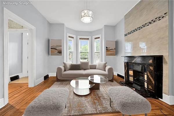 203 HUNTER Street E, Hamilton