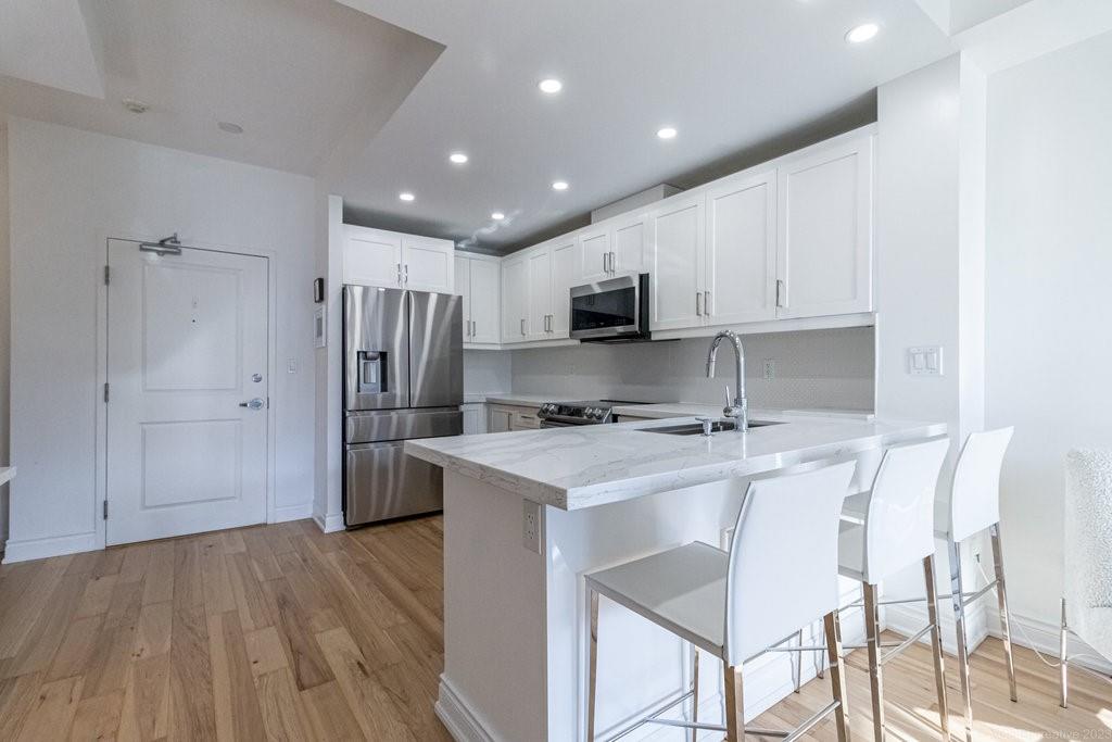 125 WILSON Street W|Unit #310