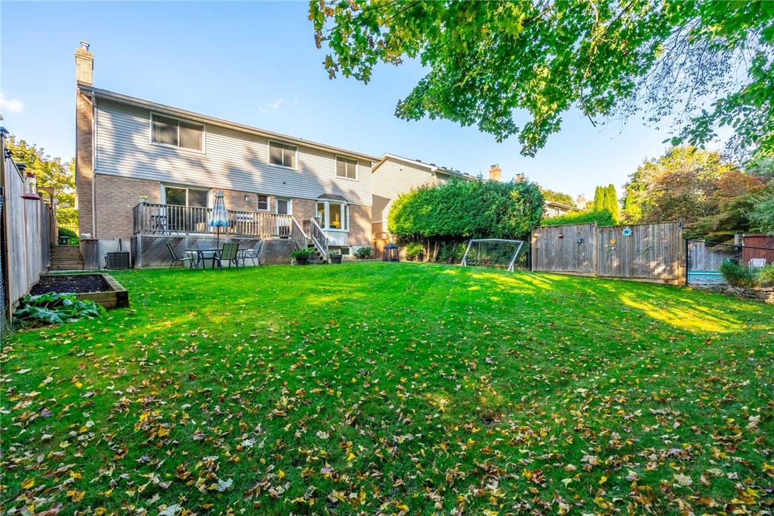 10 RAVINE Drive