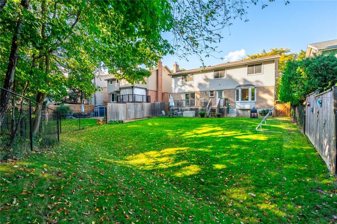 10 RAVINE Drive