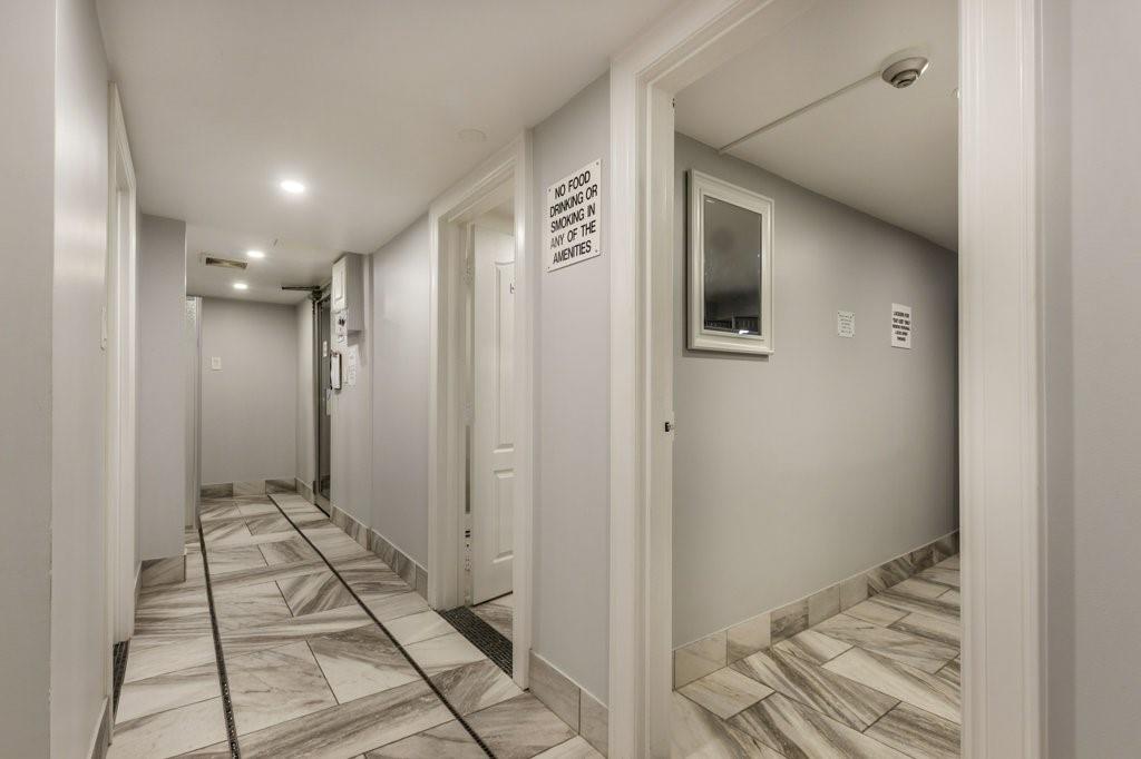 500 Green Road|Unit #704