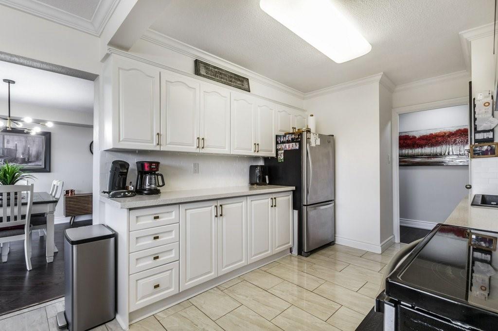 500 Green Road|Unit #704