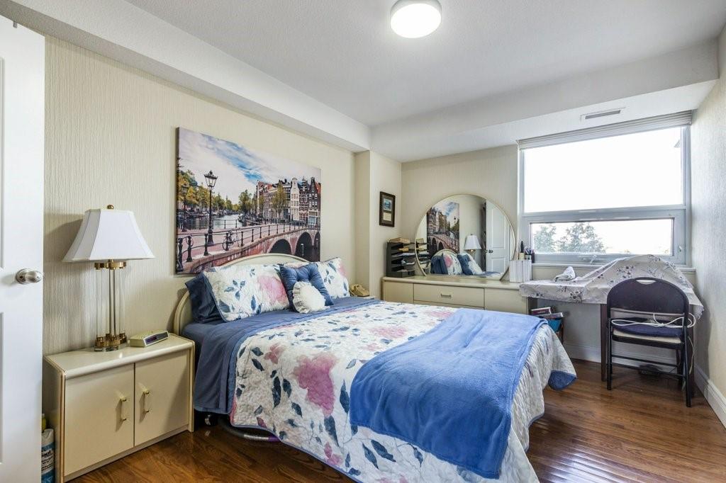 500 Green Road|Unit #704