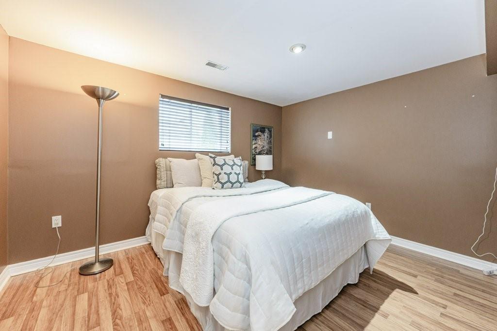 6 Foxmeadow Drive