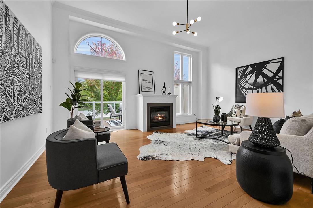 371 WILSON Street E|Unit #4