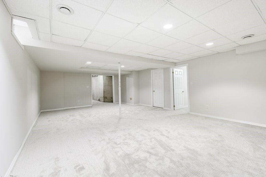 14 PELHAM Drive