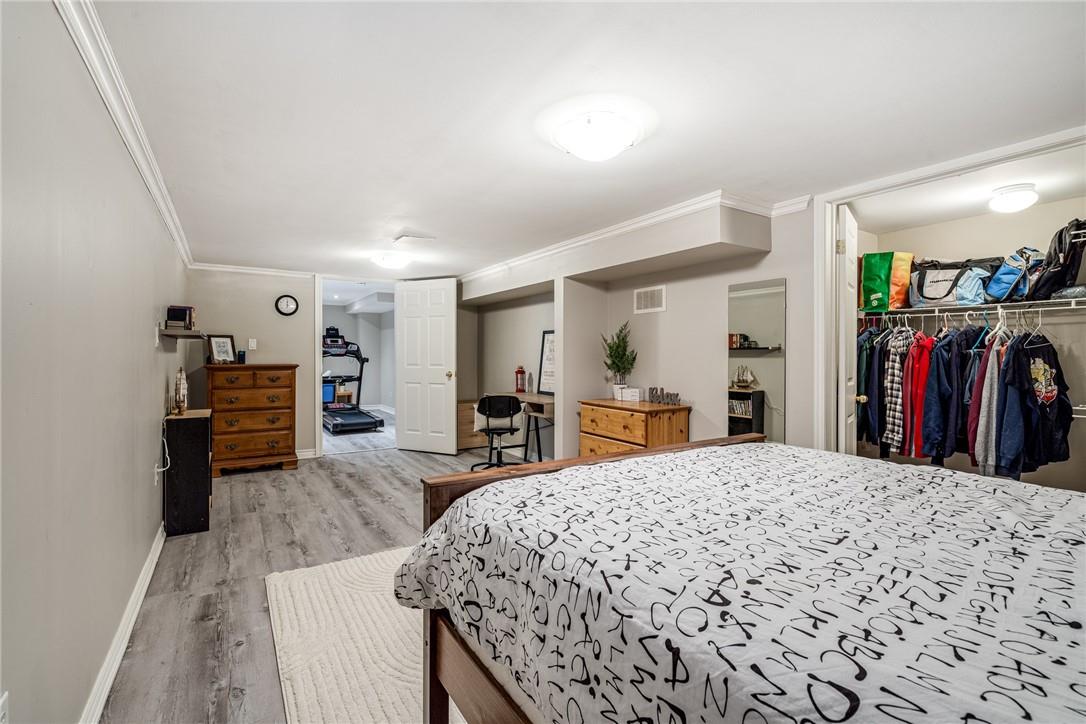 25 Summerfield Avenue