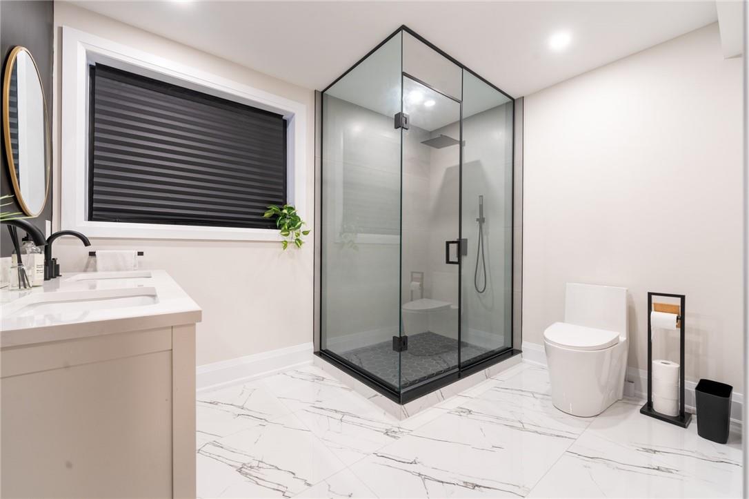 40 Ridge Road W
