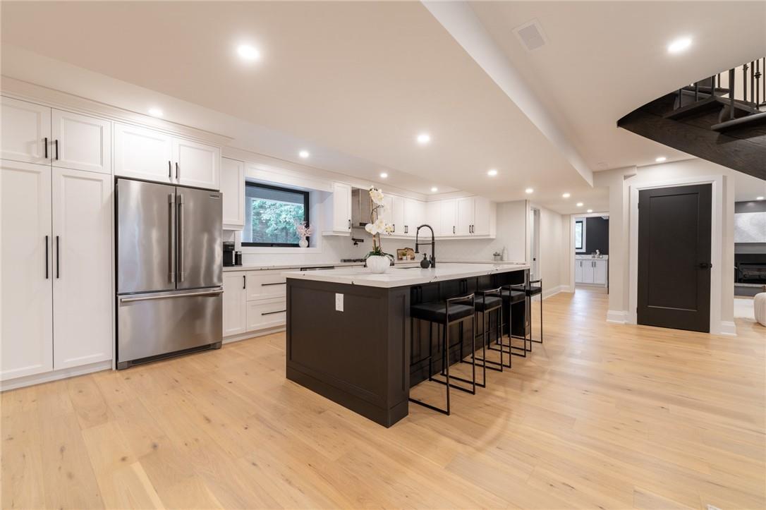 40 Ridge Road W