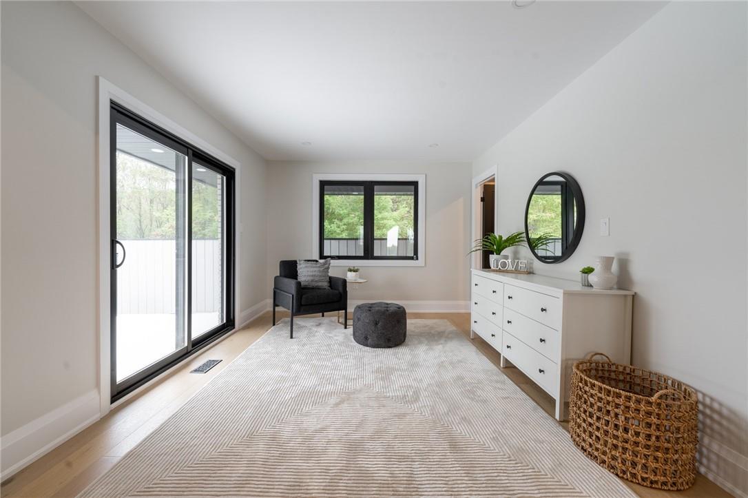 40 Ridge Road W