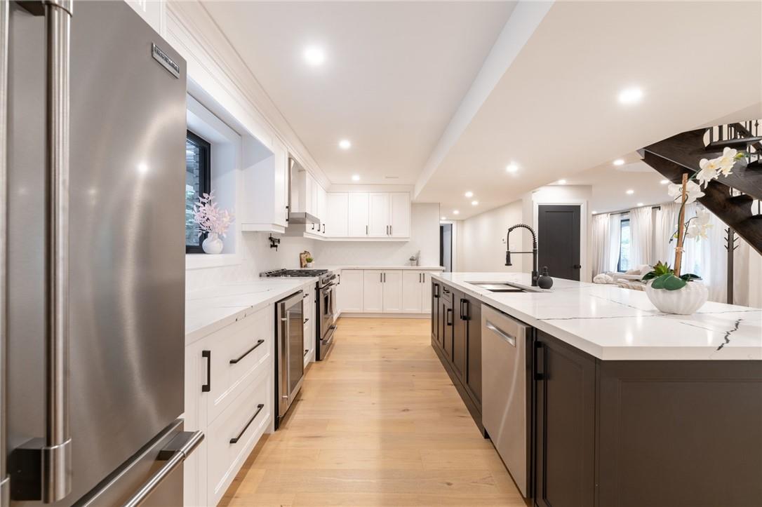 40 Ridge Road W