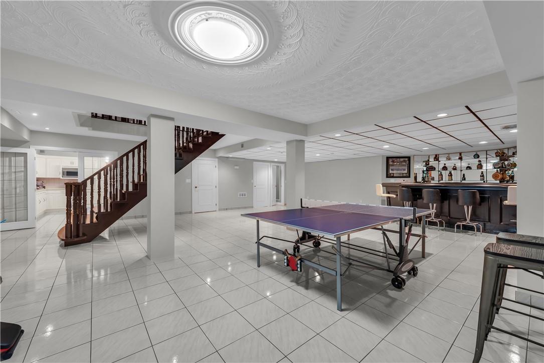 200 Green Mountain Road E