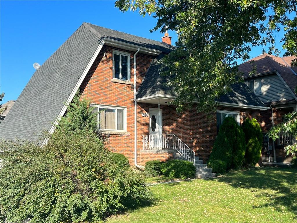 250 HIGHLAND Road W