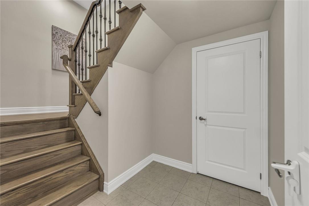 77 Cactus Crescent
