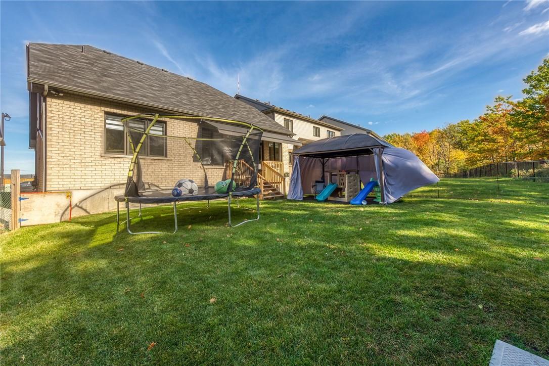 77 Cactus Crescent