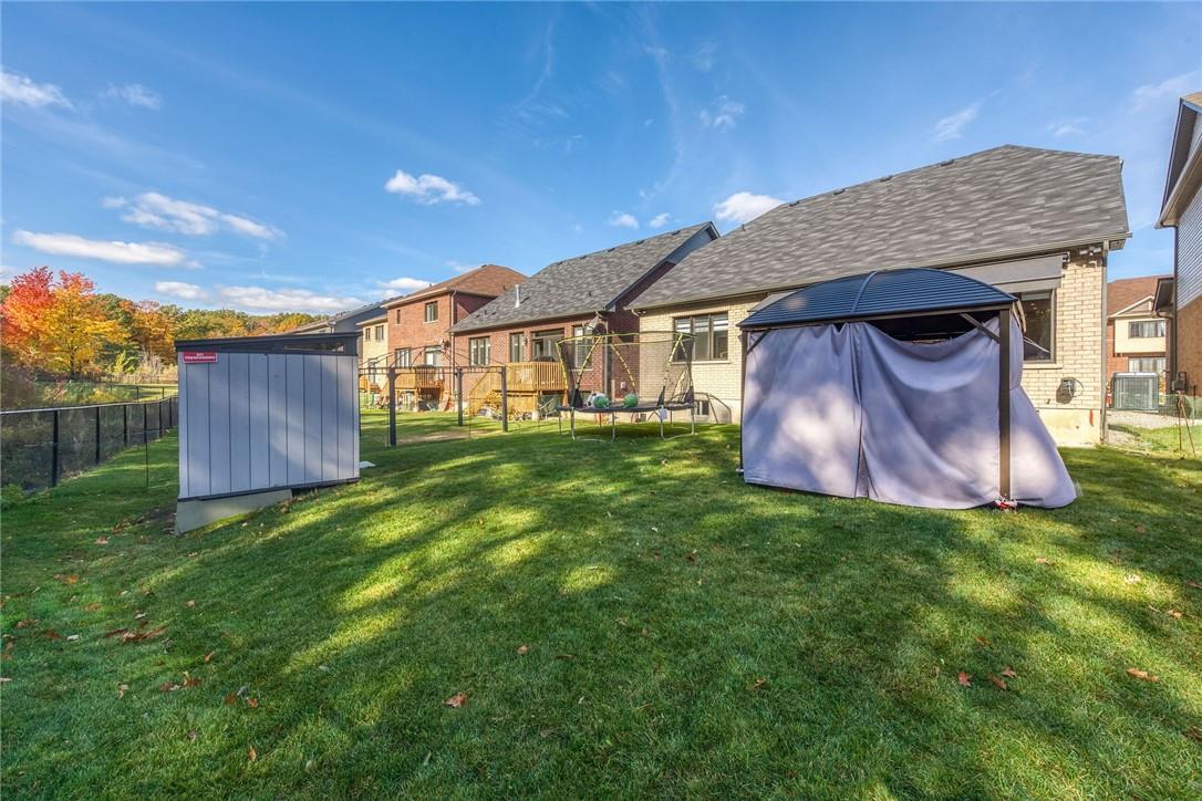 77 Cactus Crescent