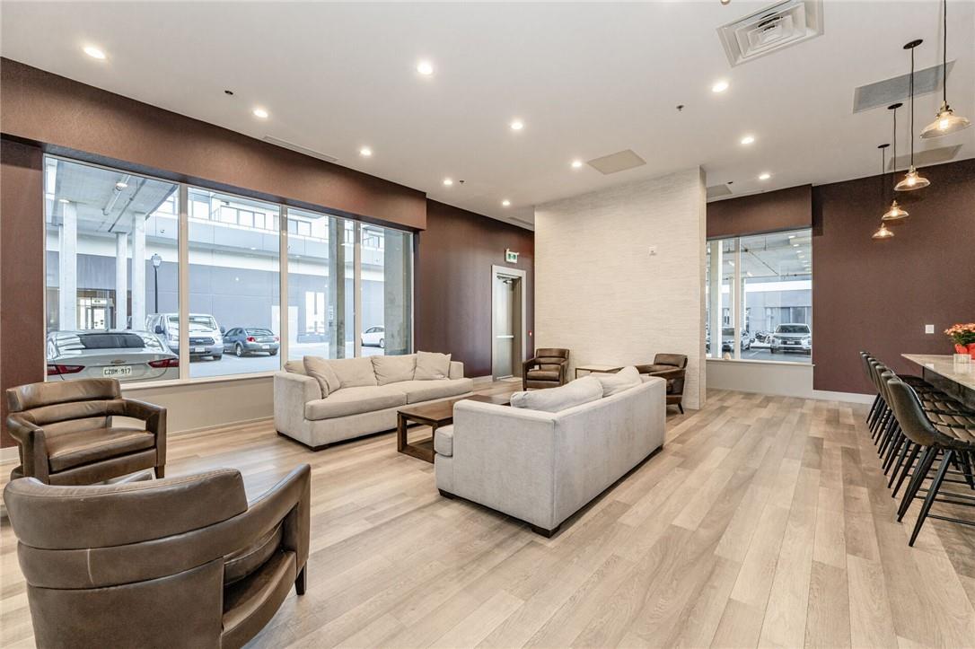 550 North Service Road|Unit #707