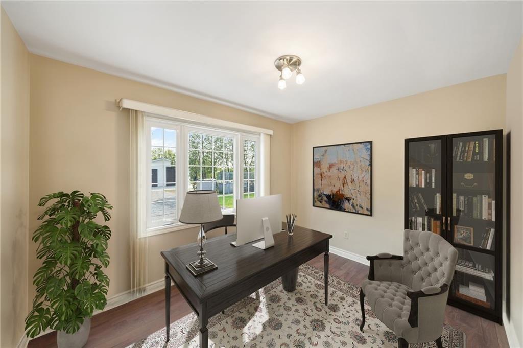 591 DUNDAS Street E