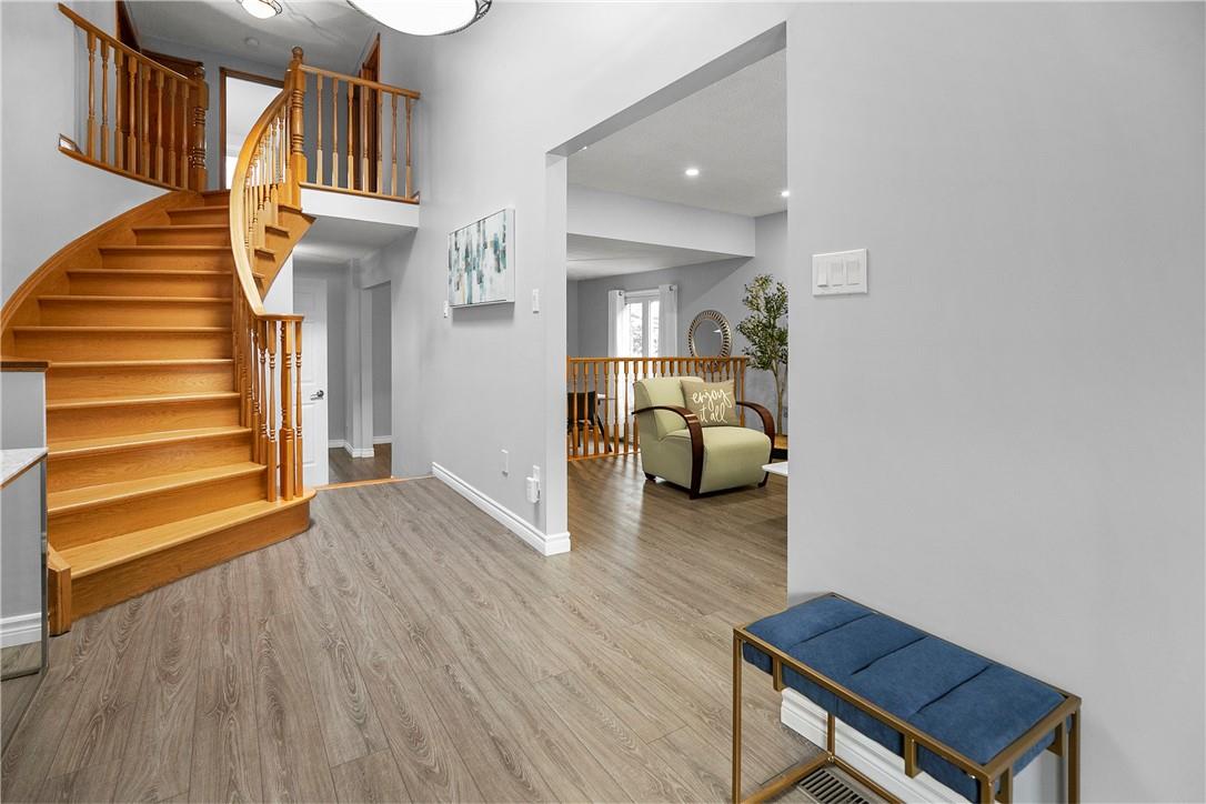 27 BEN TIRRAN Crescent