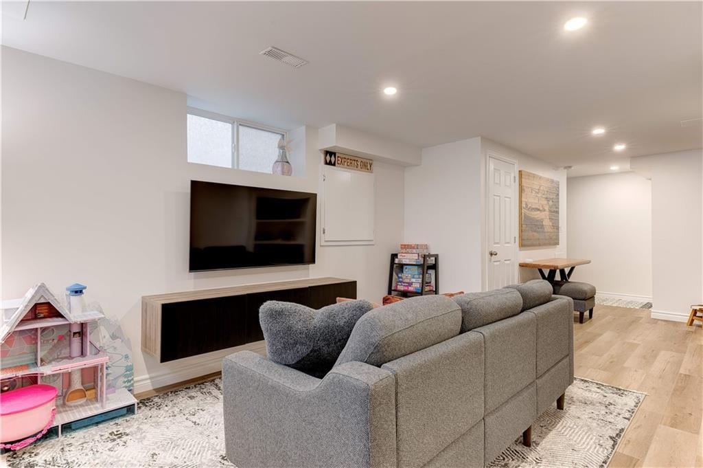 3 MULBERRY Lane