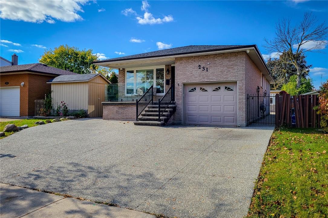 231 MACINTOSH Drive