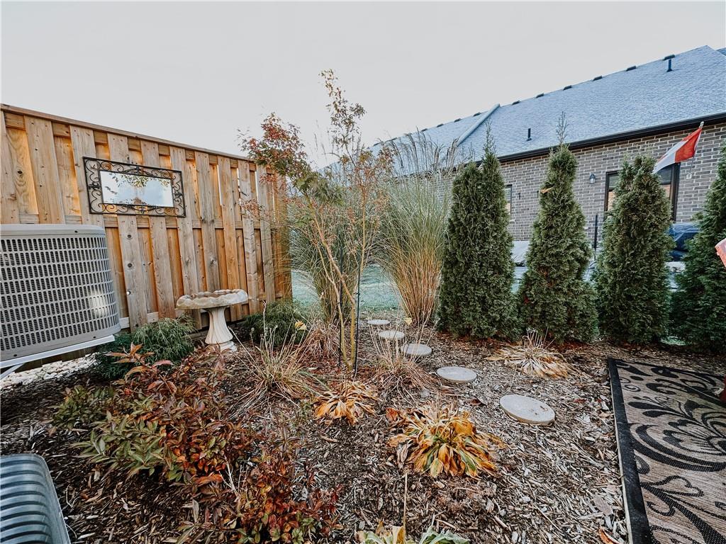 4 TAMARACK Way