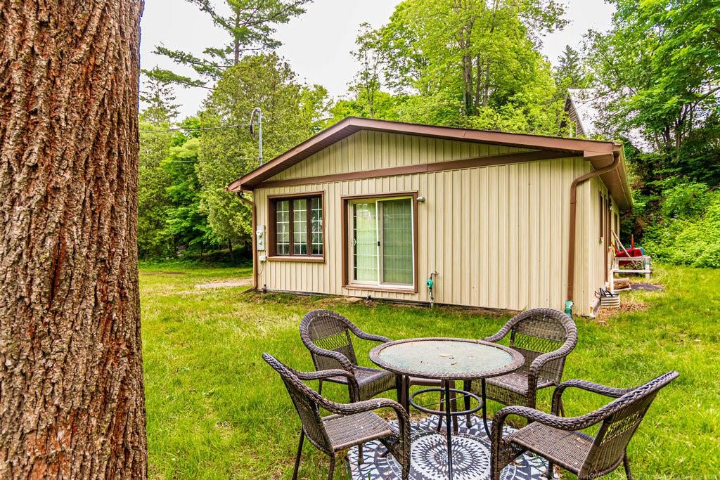 1004 Mineral Springs Road