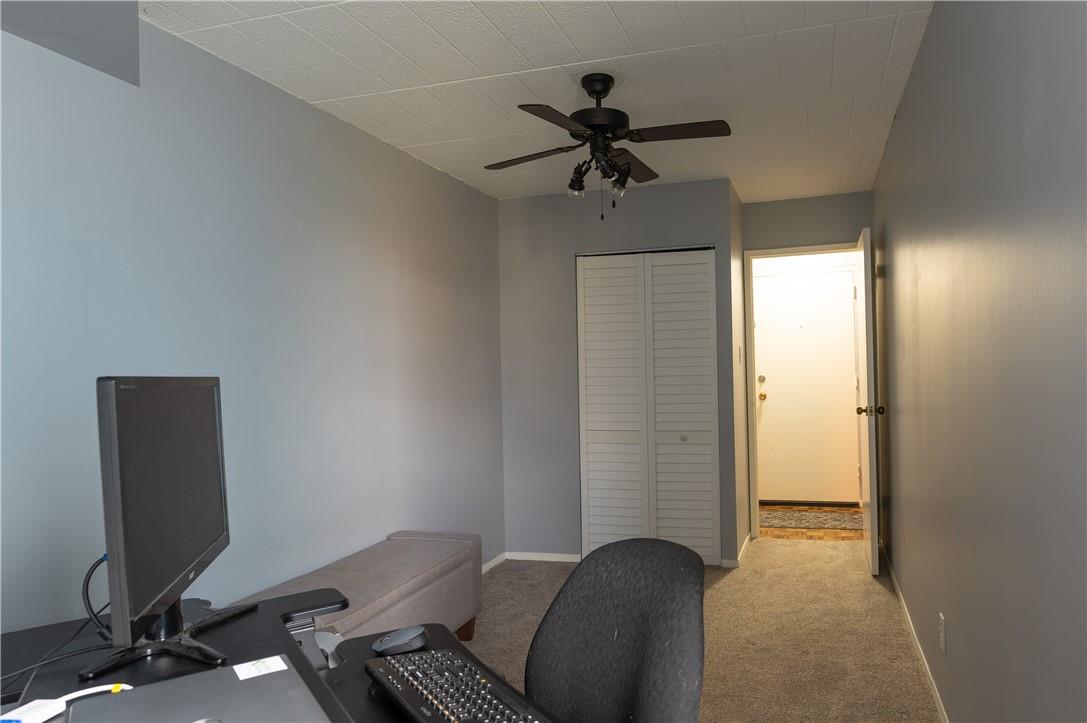 105 Conroy Crescent|Unit #411