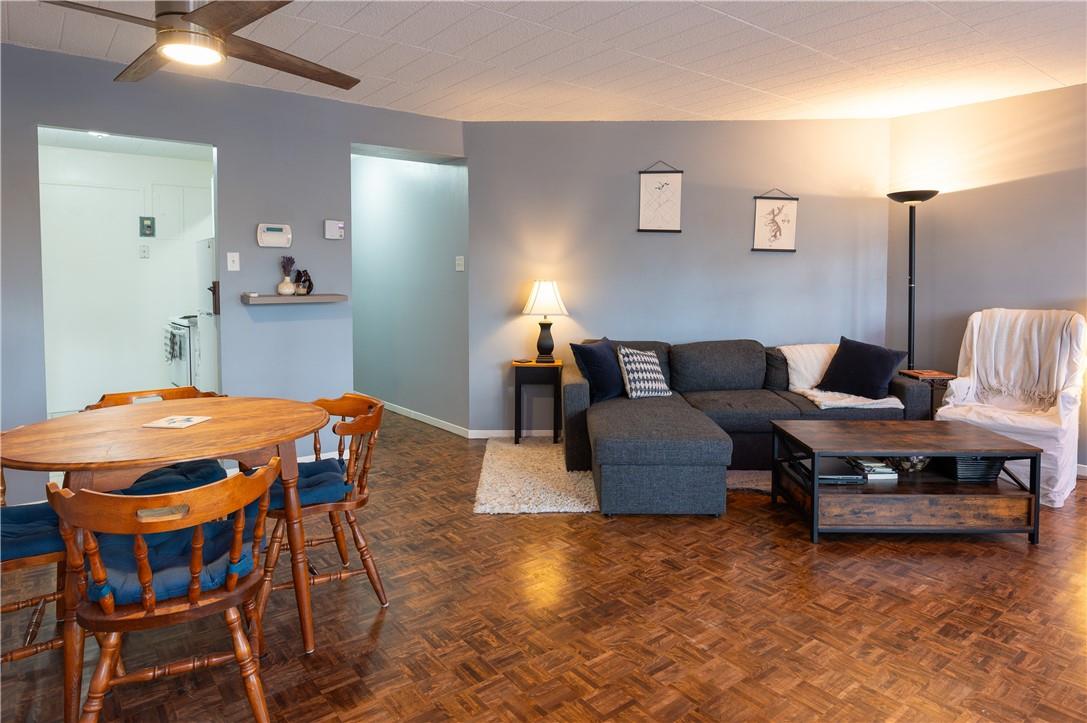 105 Conroy Crescent|Unit #411