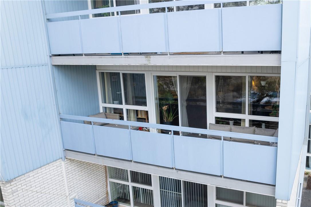 105 Conroy Crescent|Unit #411