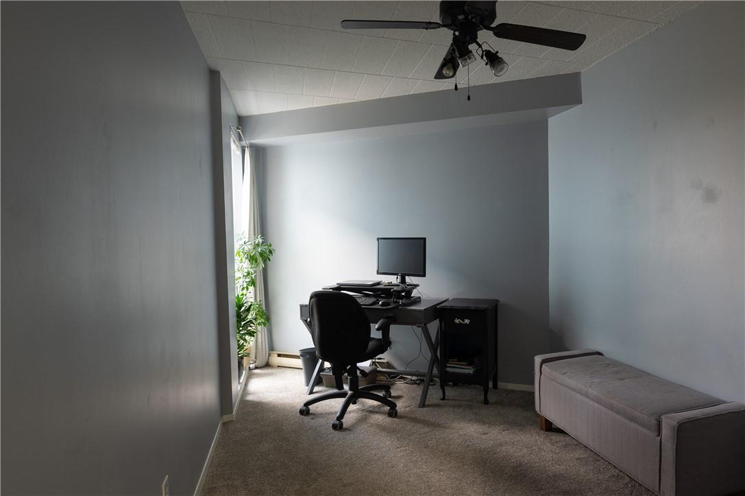 105 Conroy Crescent|Unit #411