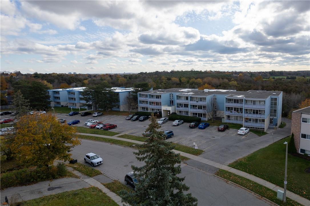 105 Conroy Crescent|Unit #411