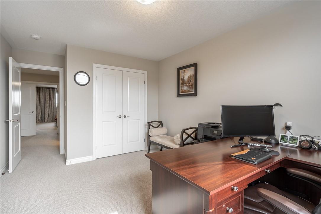78 ROCKLEDGE Drive