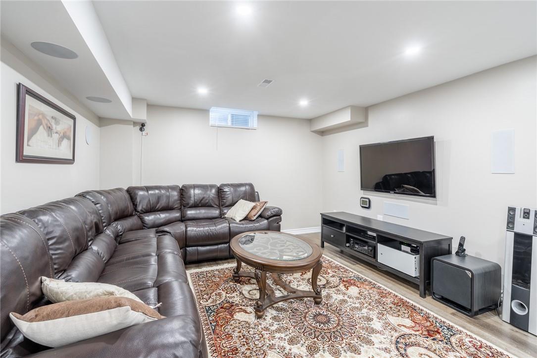 78 ROCKLEDGE Drive