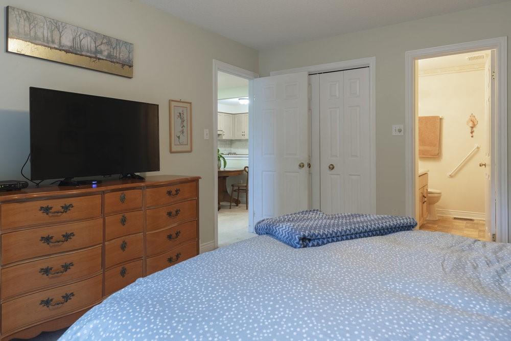 60 DUNDAS Street|Unit #6