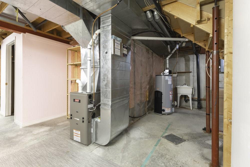 60 DUNDAS Street|Unit #6