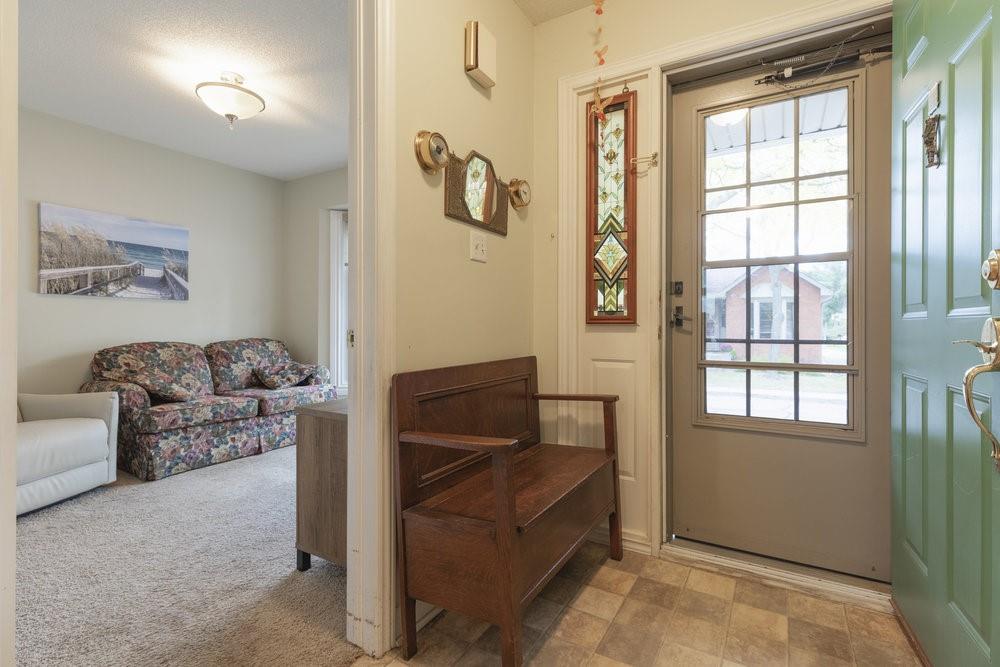 60 DUNDAS Street|Unit #6
