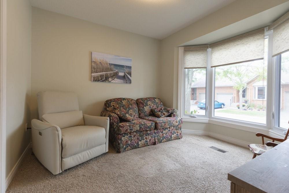 60 DUNDAS Street|Unit #6