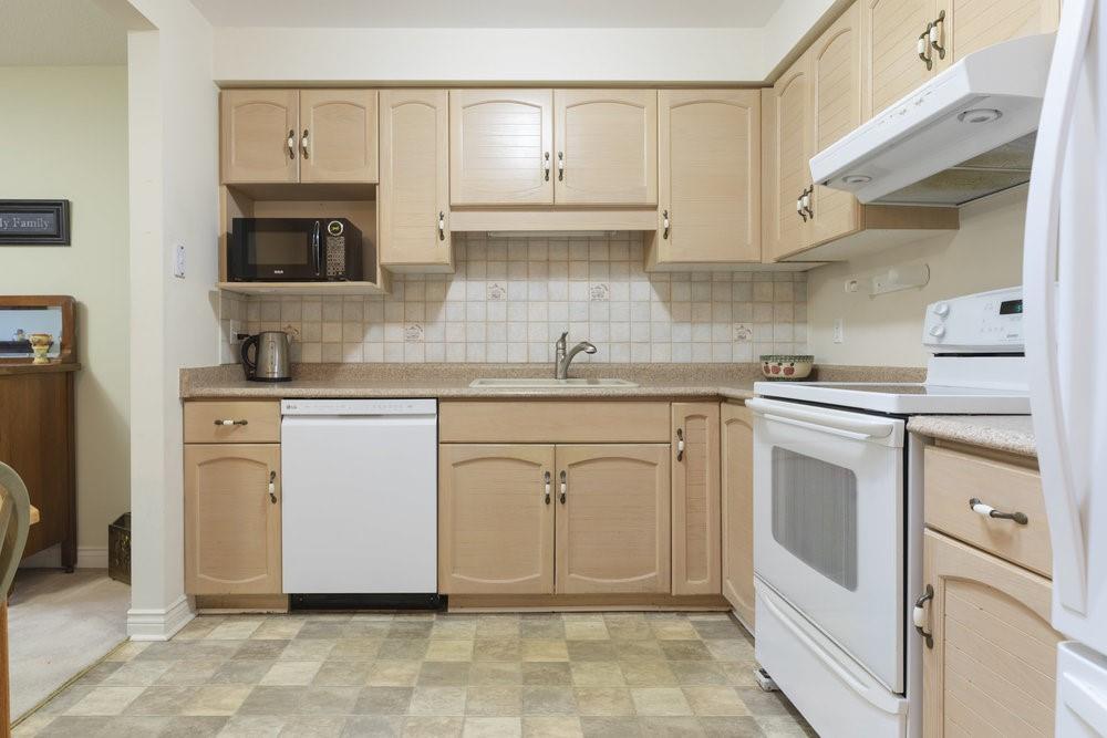 60 DUNDAS Street|Unit #6