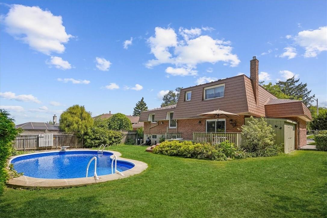 19 BRAE CREST Drive