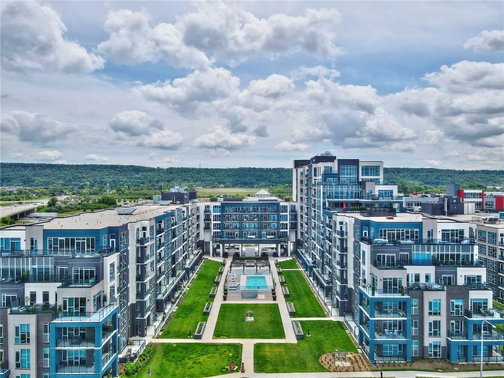 16 Concord Place|Unit #547