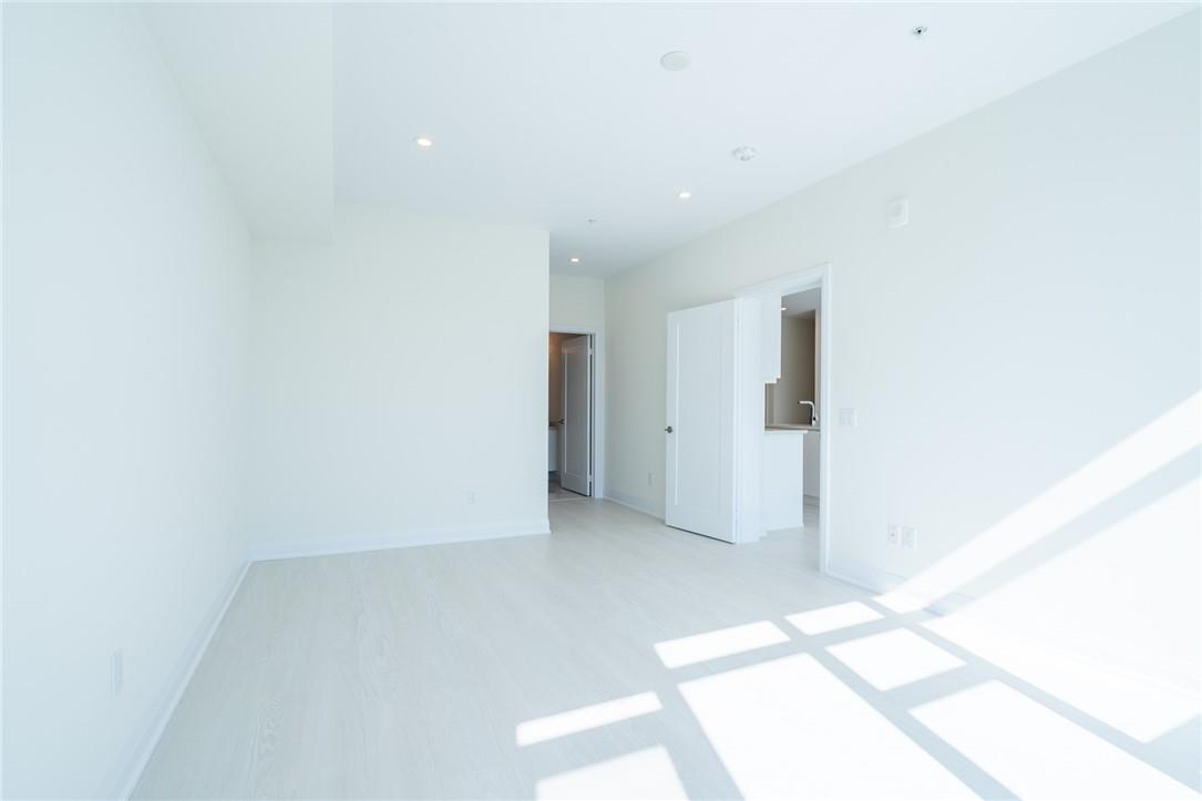 16 Concord Place|Unit #547