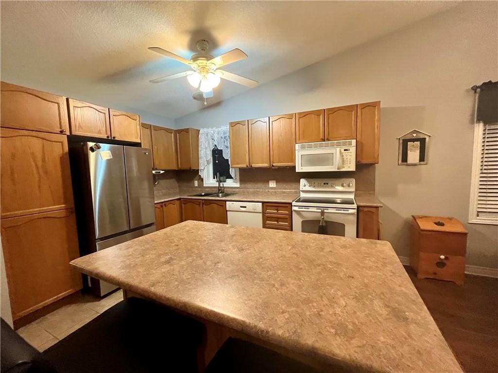 54 GARDEN Avenue|Unit #5